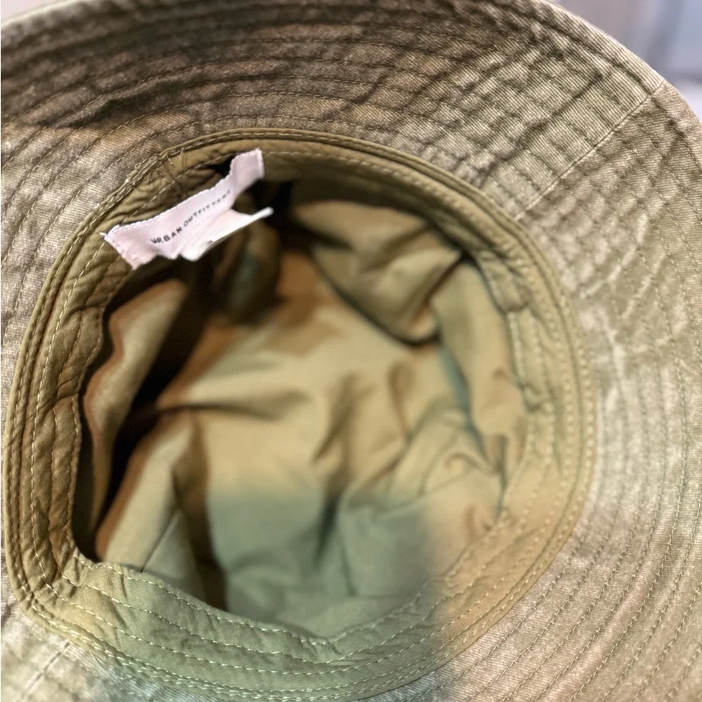 Urban Outfitters Green Bucket Hat with Earth Embroidery - Picture 4 of 5